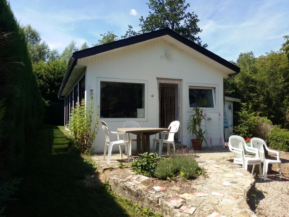 Chalet De La Vallee Des Pres Oignies Exterior photo